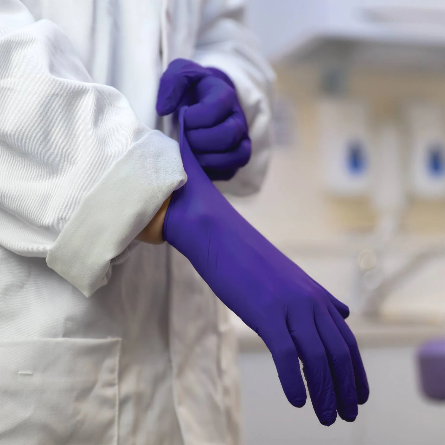 Aurelia Sonic 100 - Blue Nitrile Examination Gloves - Image 3