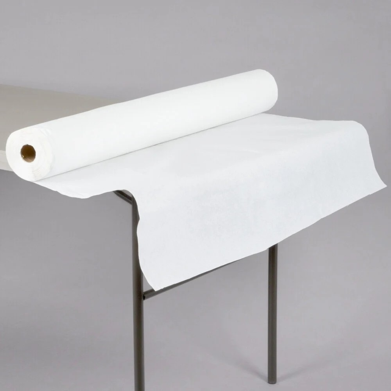 100m White Banquet Roll